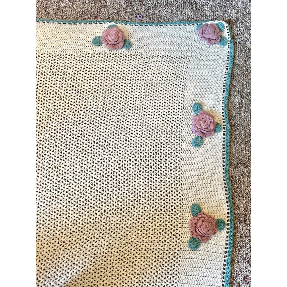 Vintage knit afghan/Throw 3D flowers cream - Picture 8 of 9